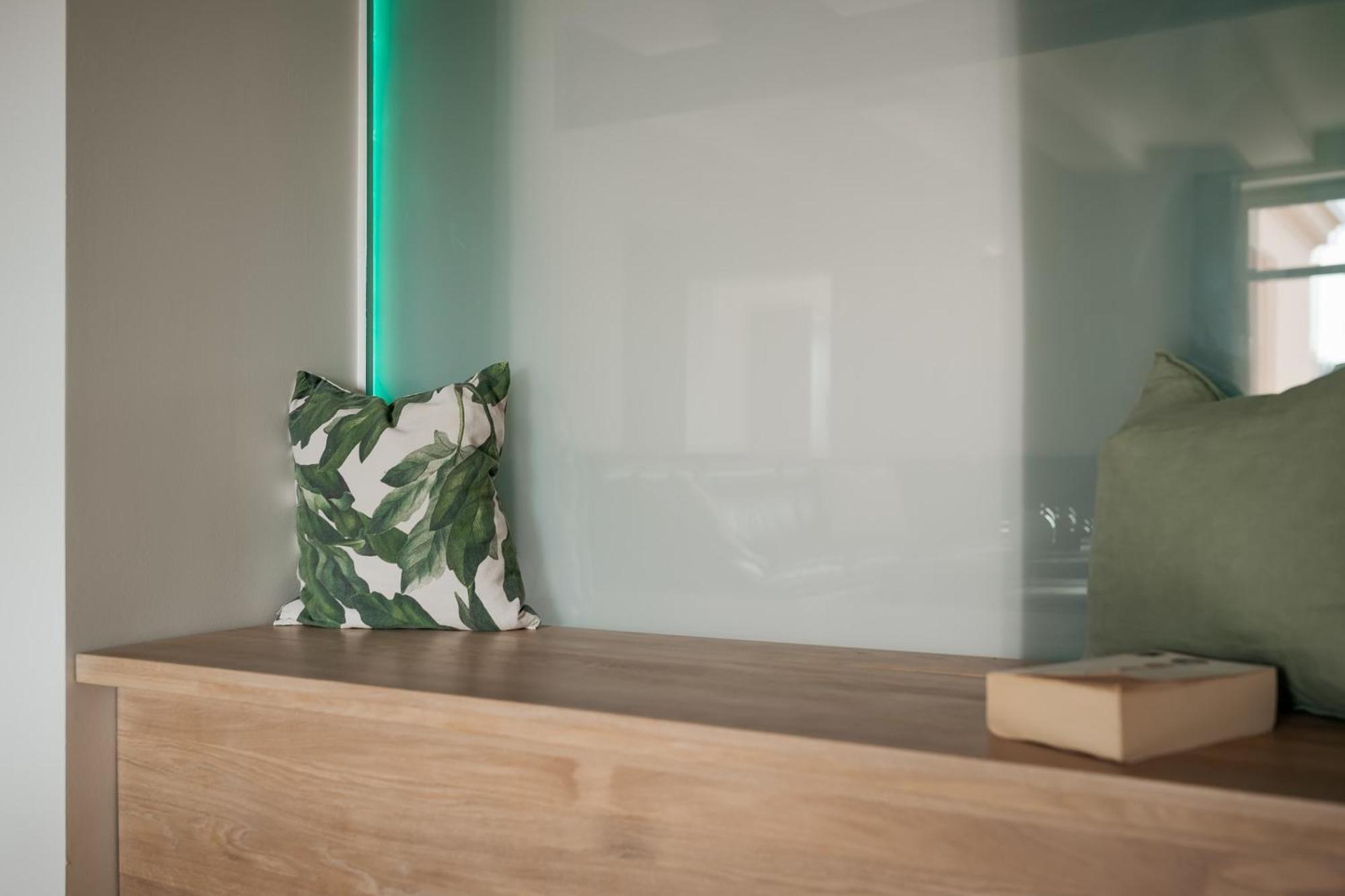 Dot 3 Bdr Apartment With Tyn Cathedral View & Ac Praha Bagian luar foto
